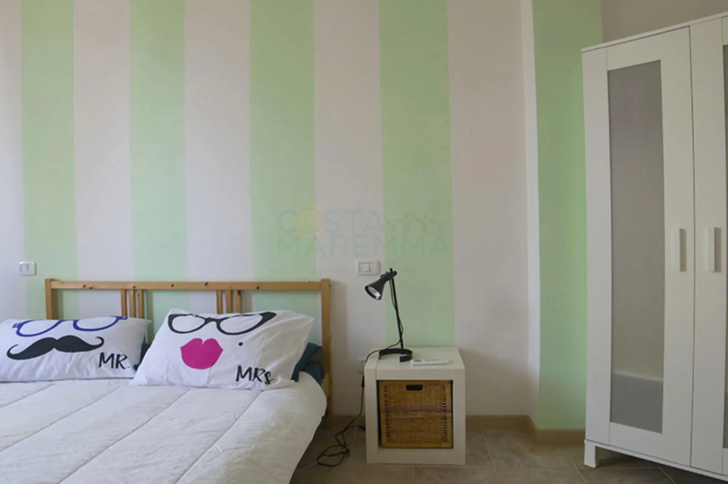 Rosmarino: Delightful apartment in the center of Follonica, in the pedestrian area a few steps from-ROSMARINO