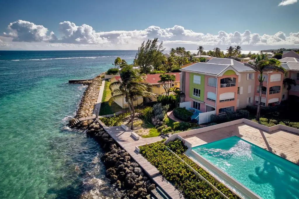 Eden blue mer et piscine