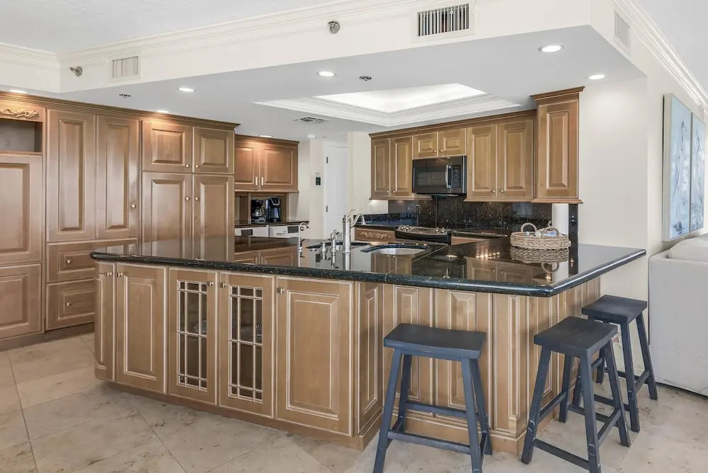 Beachside Two 4305 - Flr10 - 2BR 2BA -, Miramar Beach