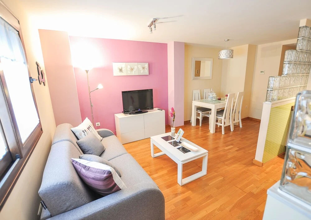 Sitito Quejana Apartment with Parking