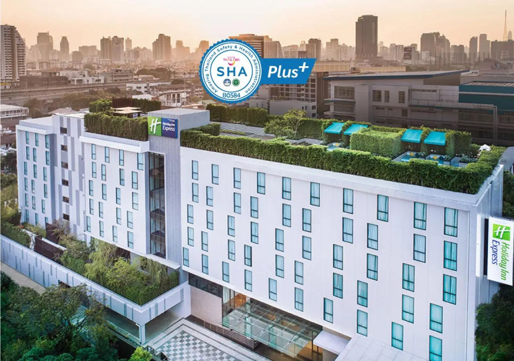 Holiday Inn Express Bangkok Soi Soonvijai by IHG