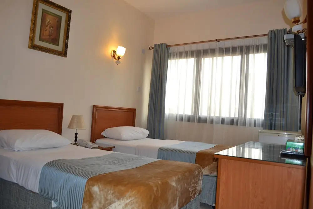 Tara Hotel