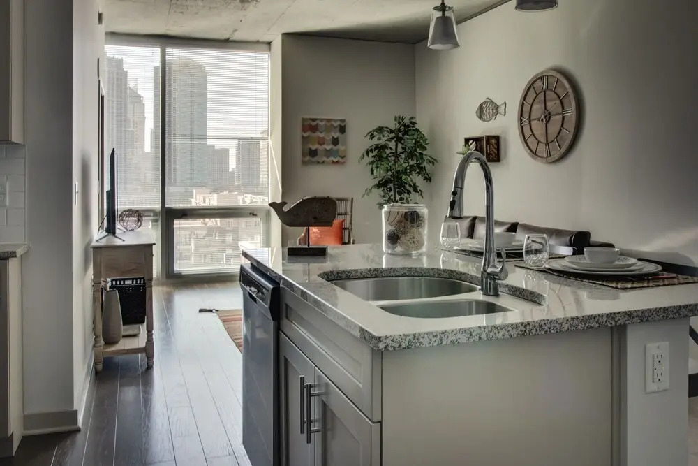 FRONTDESK Uptown Apts with City Views Charlotte
