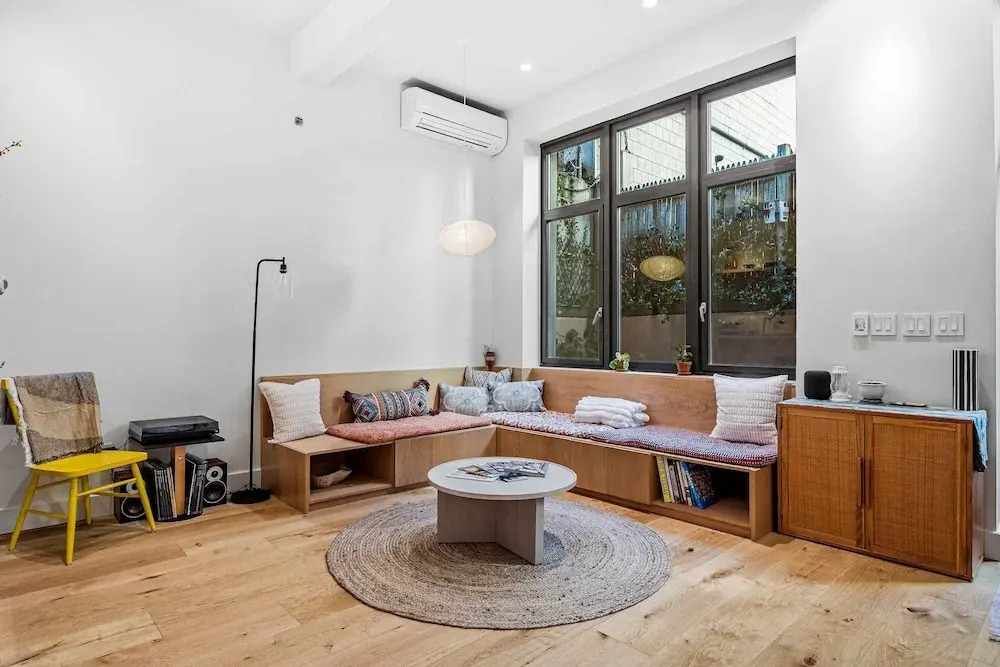 Havemeyer by Rove Travel Duplex Loft w Terrace