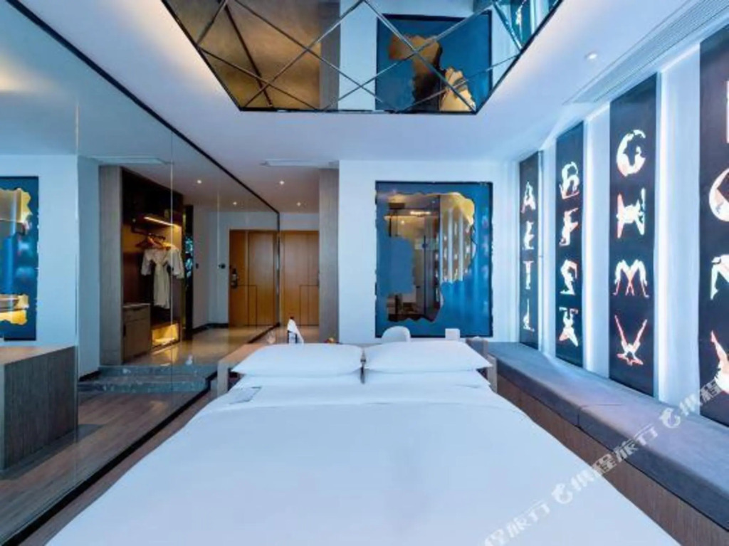 Xiyue · Man Hotel