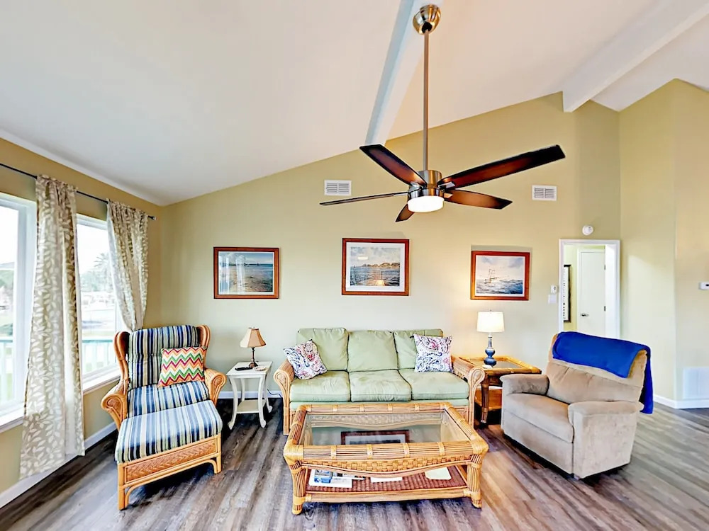 Remodeled Waterfront in Rockport by RedAwning