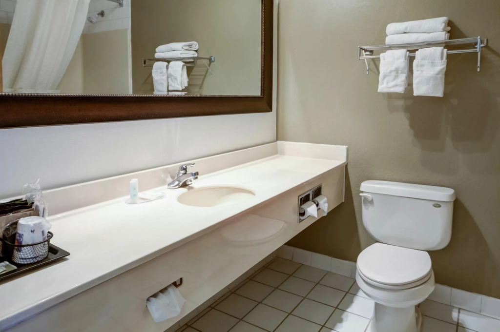 Comfort Inn Muscatine near Hwy 61