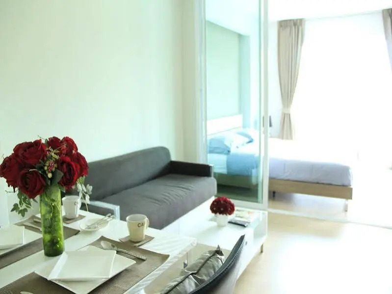 Urbanie Condominium