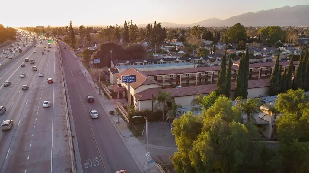 Travelodge Inn & Suites by Wyndham West Covina