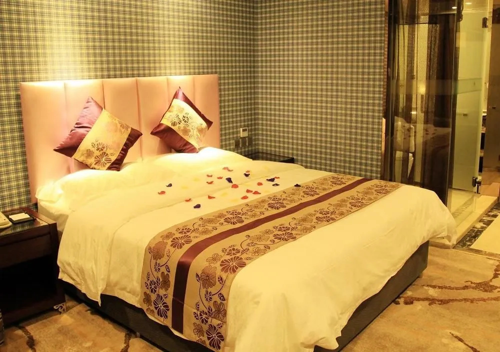 Yijia Hotel