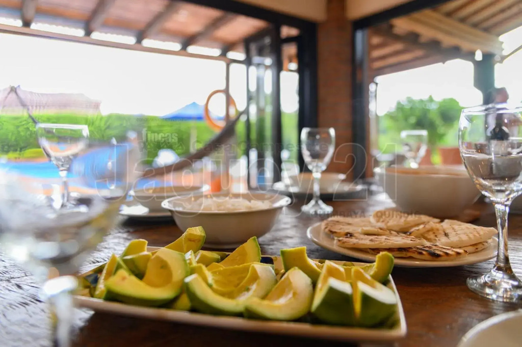 Villa exclusiva en Fincas Panaca, privacidad con Piscina y Jacuzzi