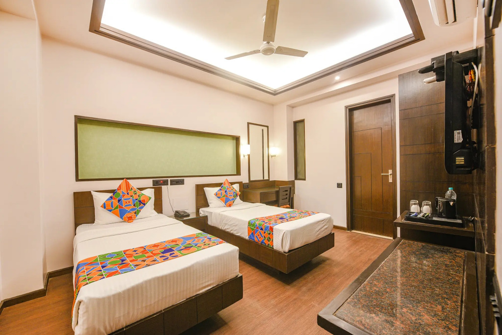 FabHotel Prime Aashraye