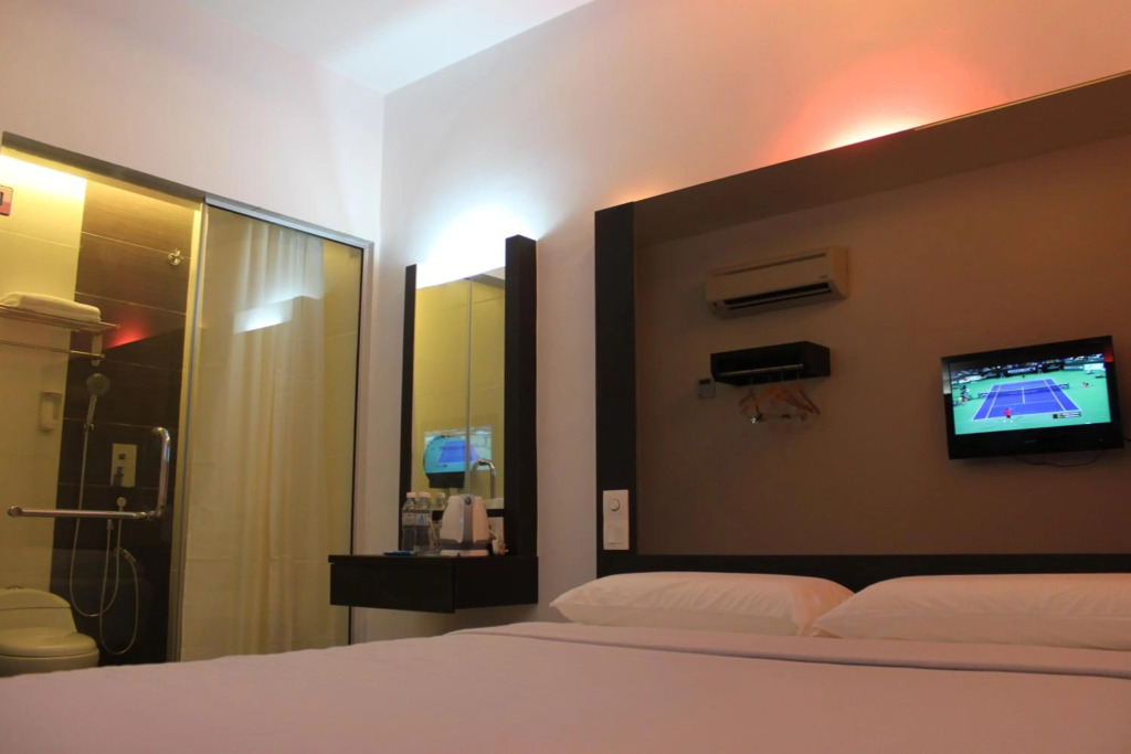 Dream Hotel
