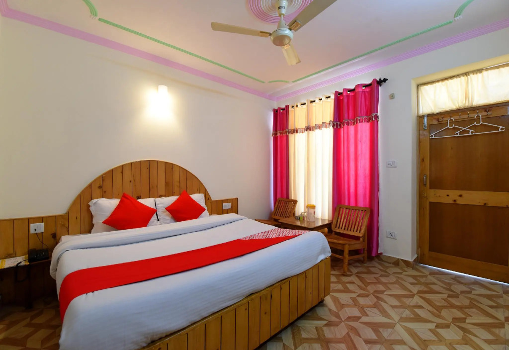 Hotel Thakur