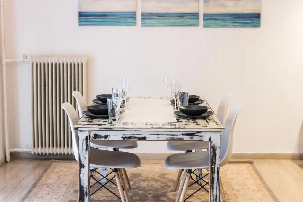 Stylish apt in Athens center