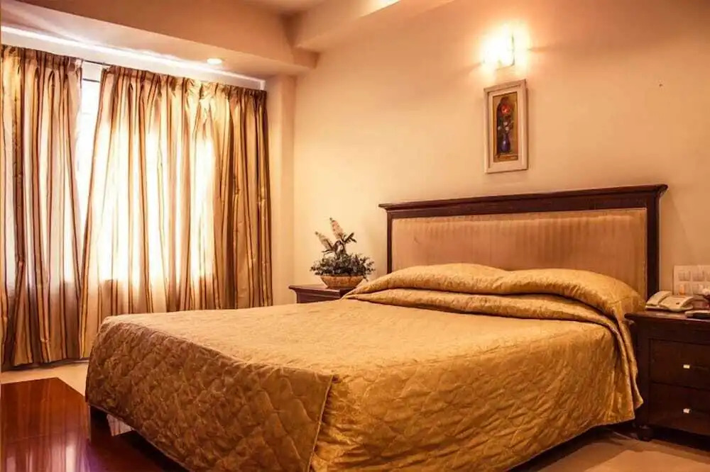 Hotel Ambience Executive