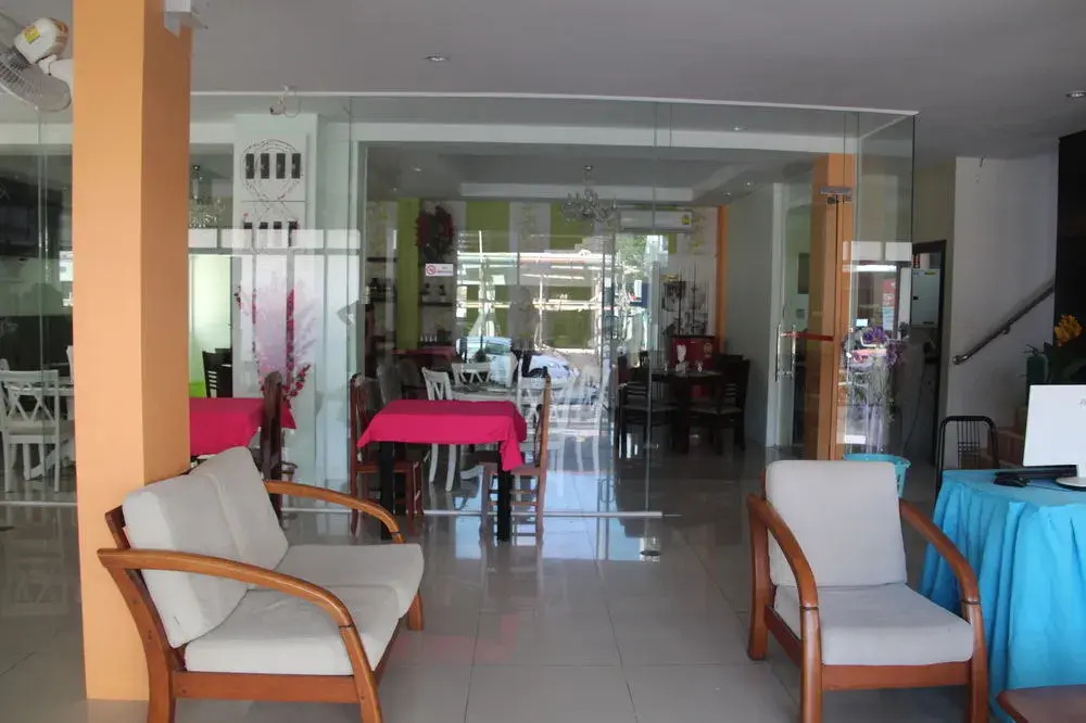 Enjoy Hotel