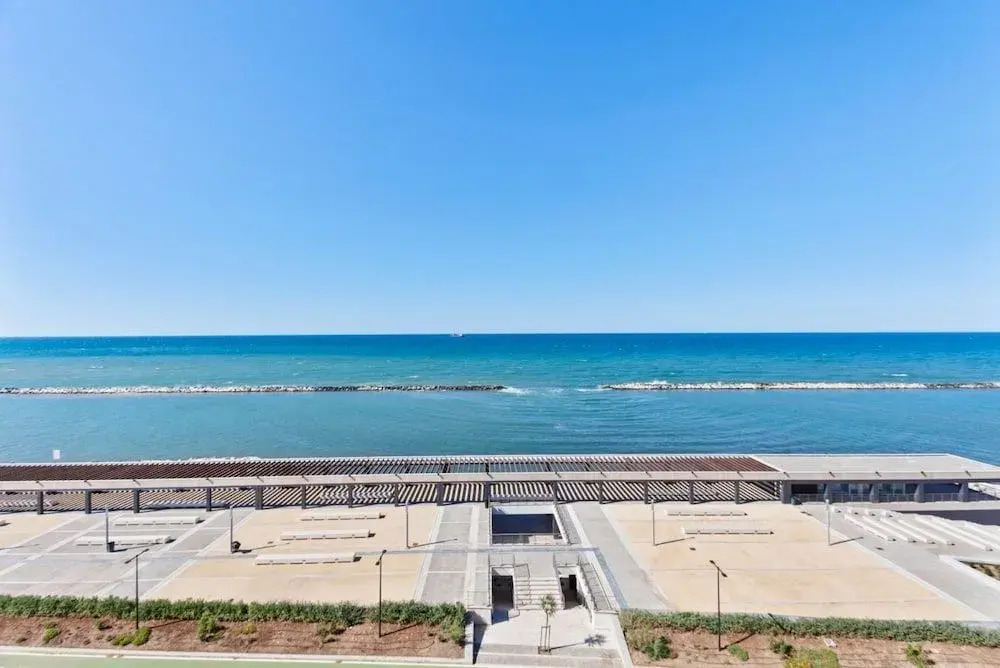 Bari Waterfront Apartment