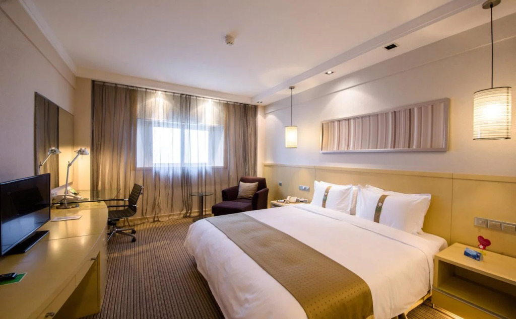 Отель Park Inn by Radisson Shanghai Downtown