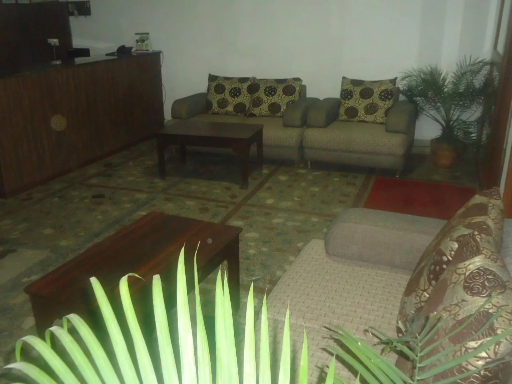 Shangrila Lodge