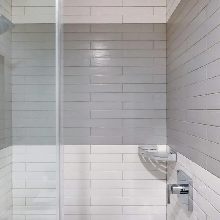1290-8 New Renovated 2 Bedrooms in UES