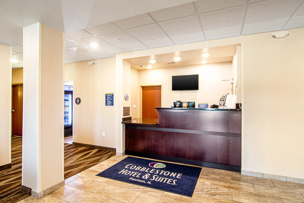 Cobblestone Hotel & Suites - Paxton