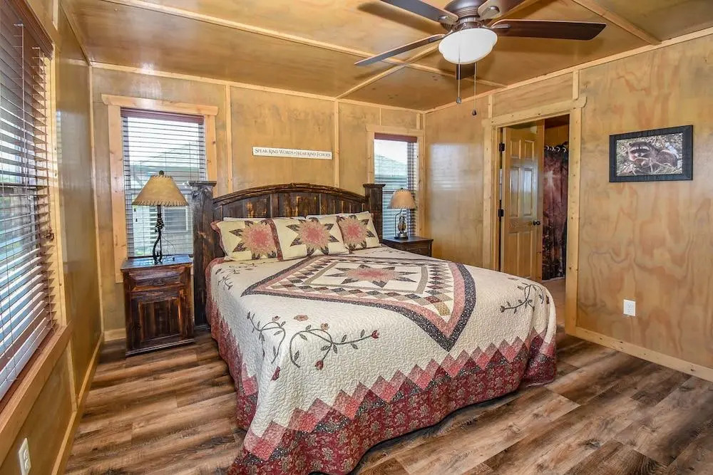 Spacious 10bd 6ba in Heart of Smokies