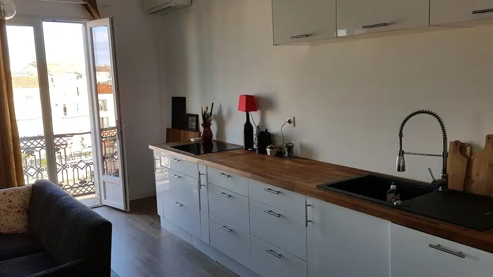 Sete Vue Canal Duplex Pour 7 Personnes