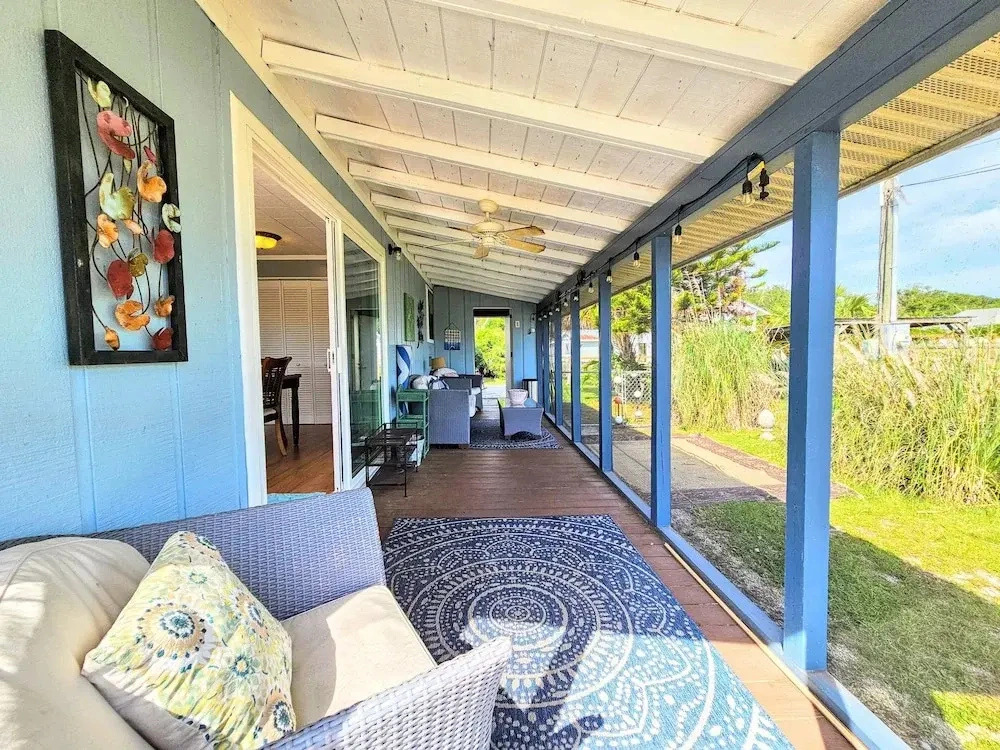 Private House Walk to the Beach & Parks! Large Decks, Family Vacation! Hammock Beach
