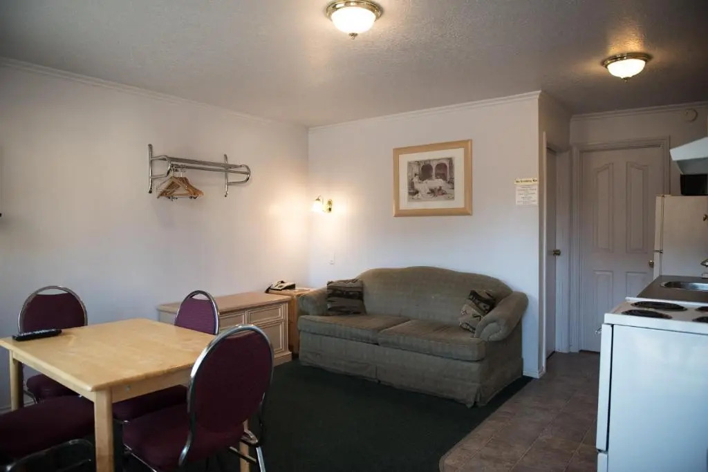 Radium Park Lodge