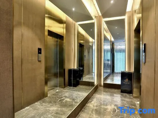 Stream in Cloud Resort Hotel
