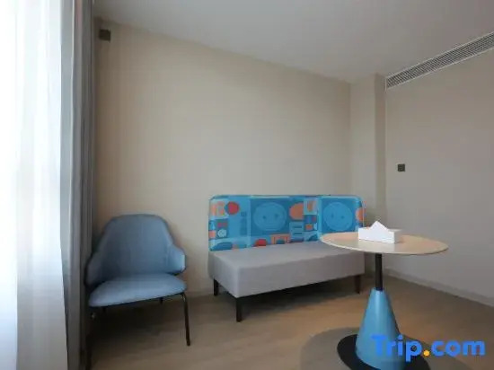 Homeinn · neo Hotel (Chengde County No. 1 Middle School)