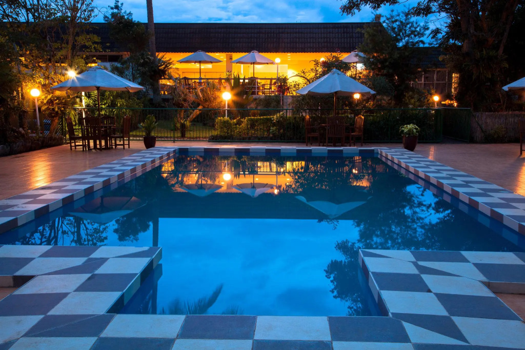 Bird Of Paradise Hotel