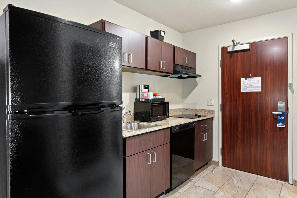 Cobblestone Inn & Suites - Yuma