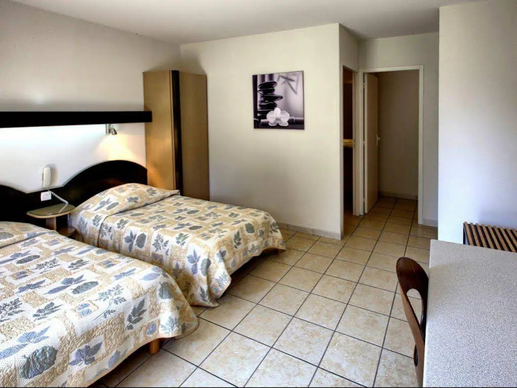 Logis lArberet