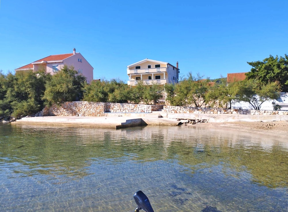 Apartments La Mer