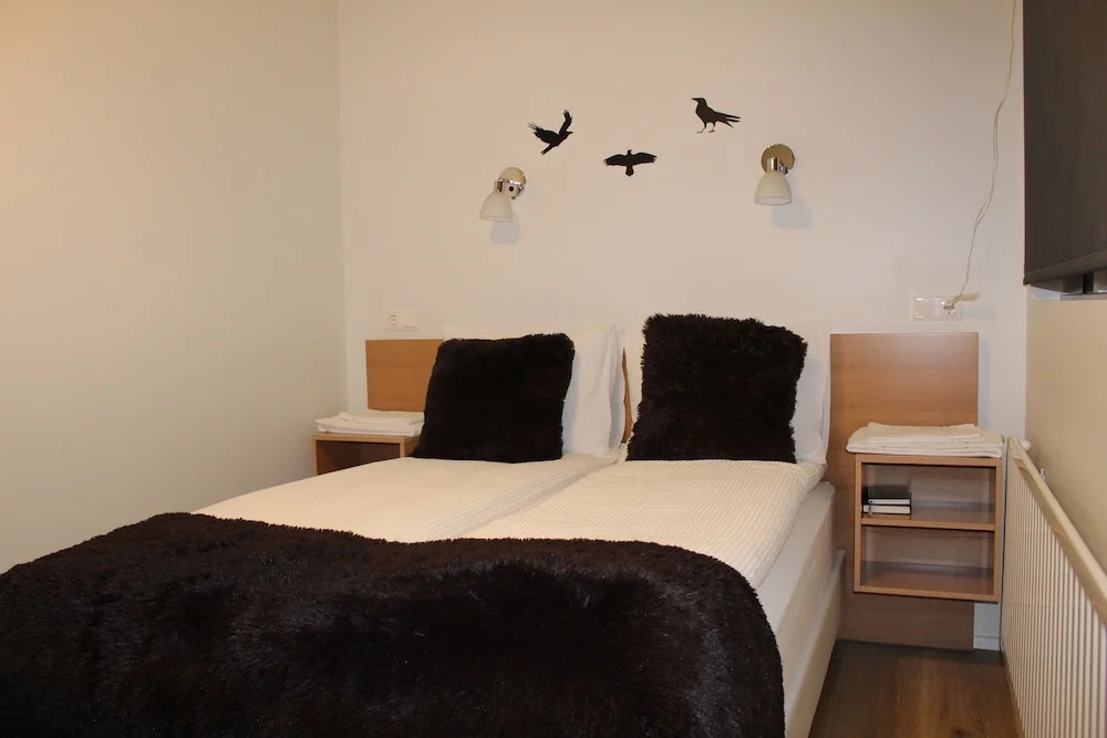 Lonid Apartment