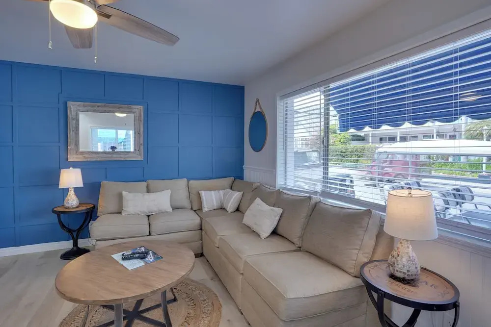 Catalina Island Duplex - Steps to Beach & Pier!