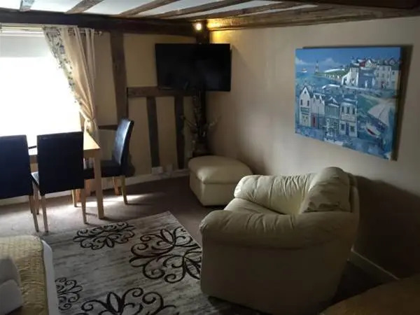 The Shipwrights Arms Hotel