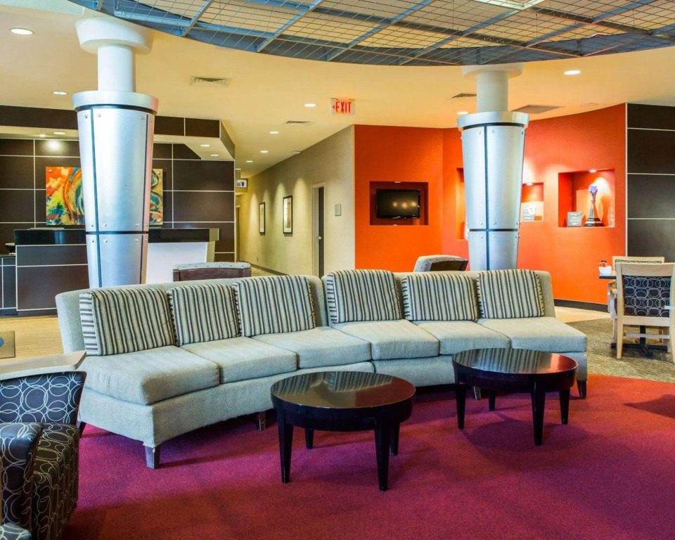 Cambria Hotel Traverse City