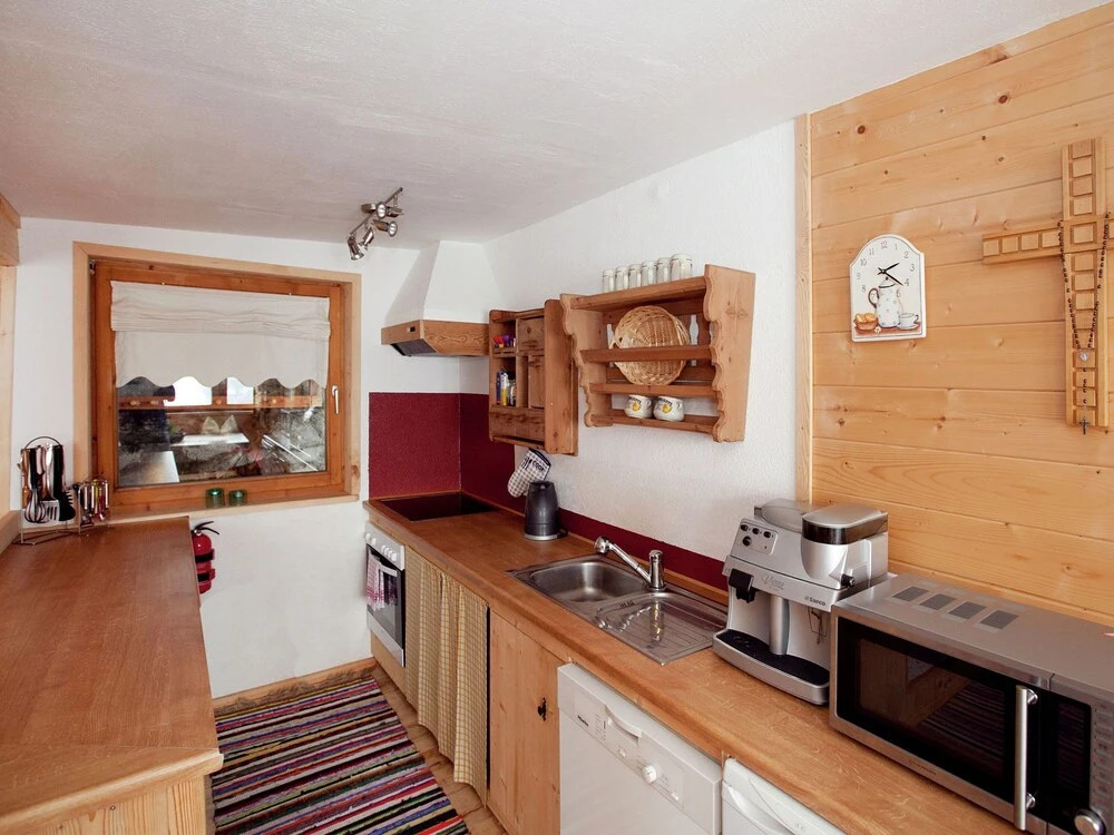 Lovely Chalet in Hippach with Private Terrace