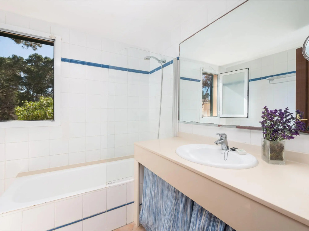 BURGIT - Apartment for 4 people in Porto Petro.