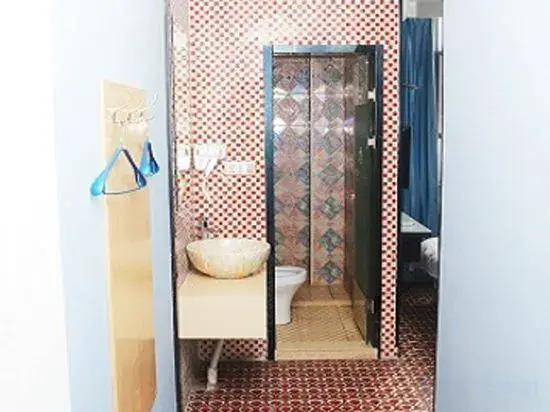Huaji Hotel Shanghai