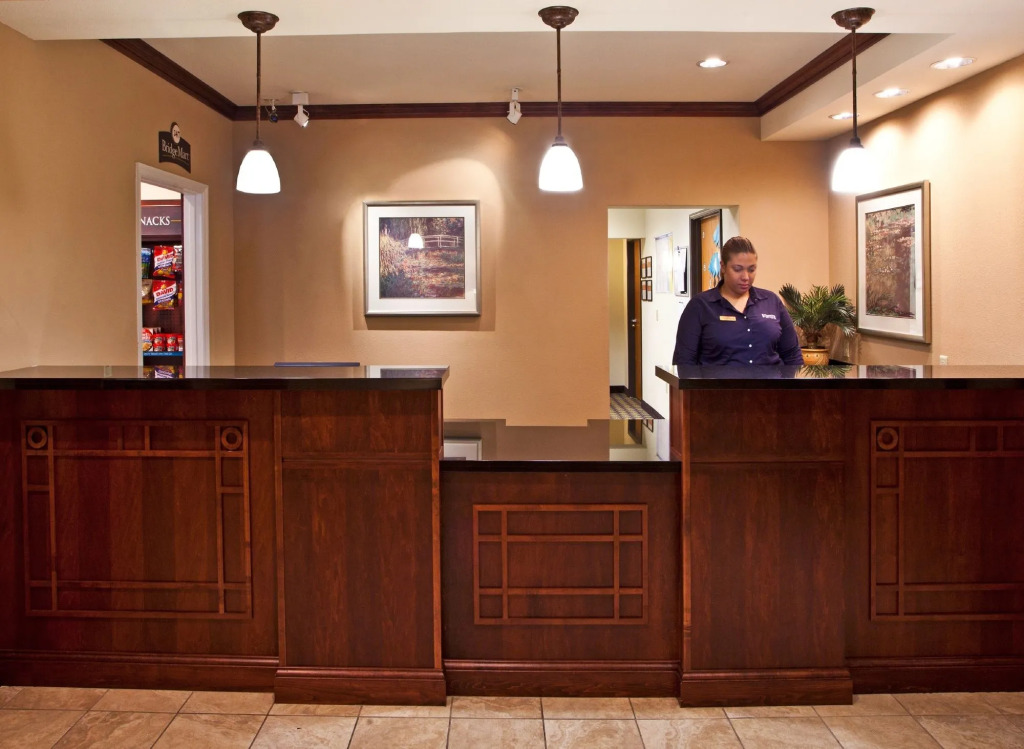 Staybridge Suites Tampa East- Brandon by IHG