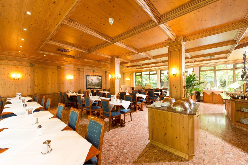 Kings Hotel Center Superior
