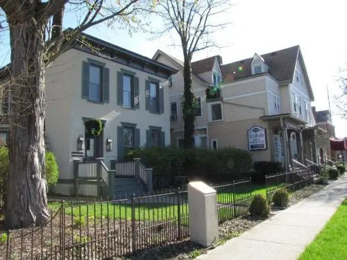 Historic Sion Bass Guest House