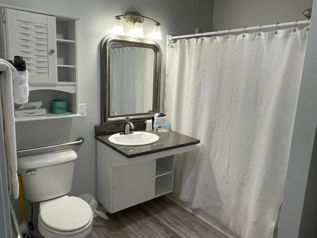 Sandpeddler Inn and Suites