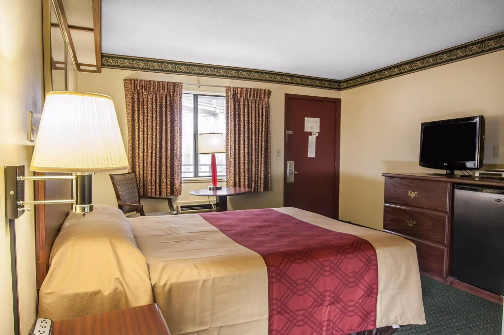 Broadway Inn Portland Downtown