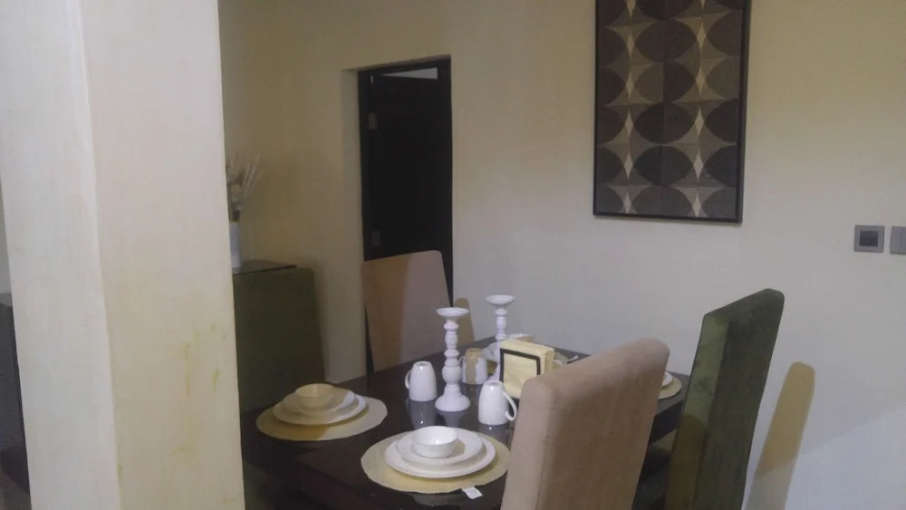 Marshall Hotel Apartments