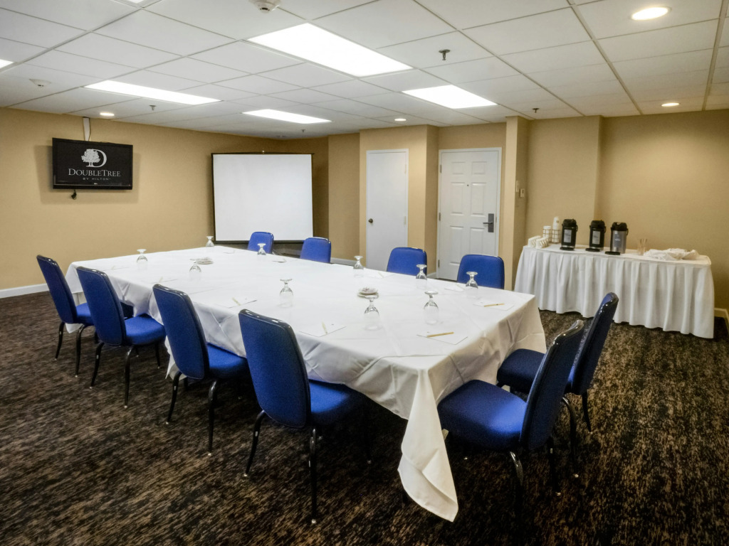 DoubleTree by Hilton Buffalo-Amherst